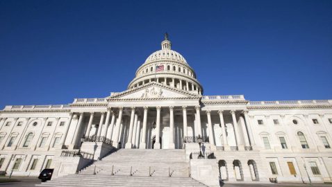 Сенат США подготовит собственный отчет по вмешательству России в выборы