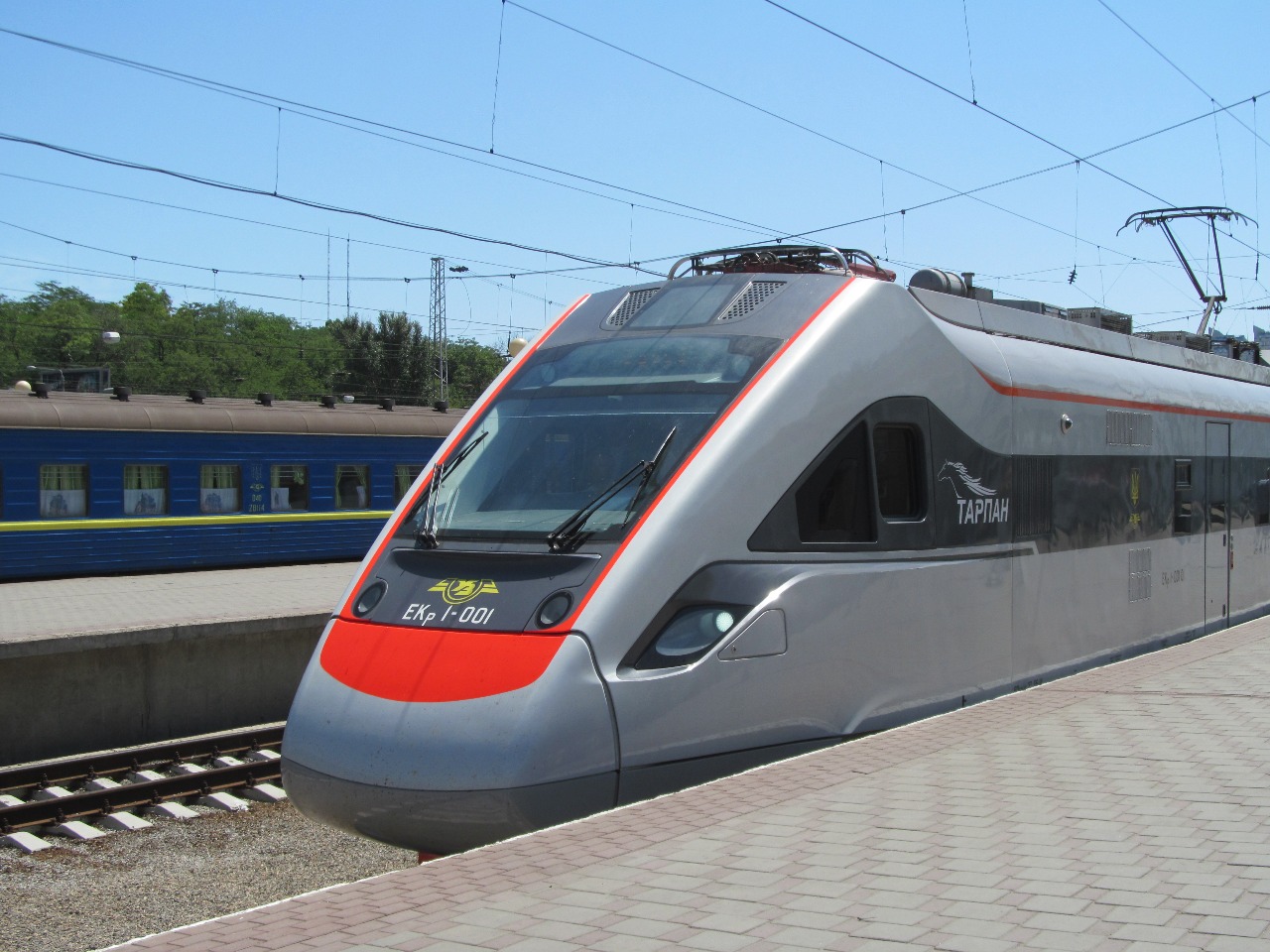 В поезде Киев-Одесса пассажир избил проводника