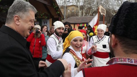 Порошенко: Украина может быть лидером в сфере туризма