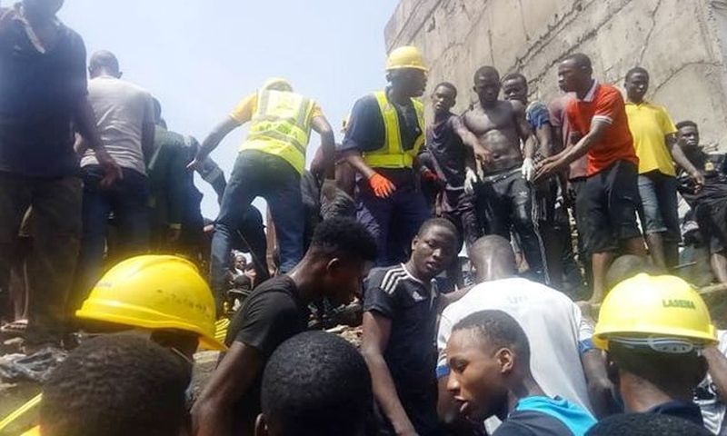 В Нигерии обрушилась школа, погибли десятки человек