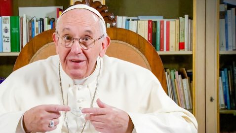 Папа Римский поздравил женщин с 8 марта