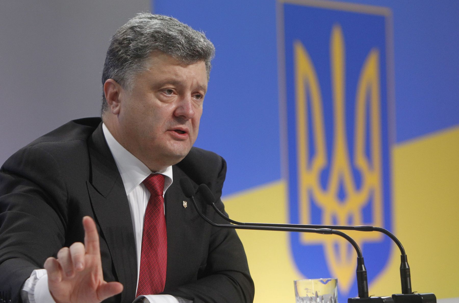 Порошенко: Украина синхронизировала санкции с Евросоюзом и США