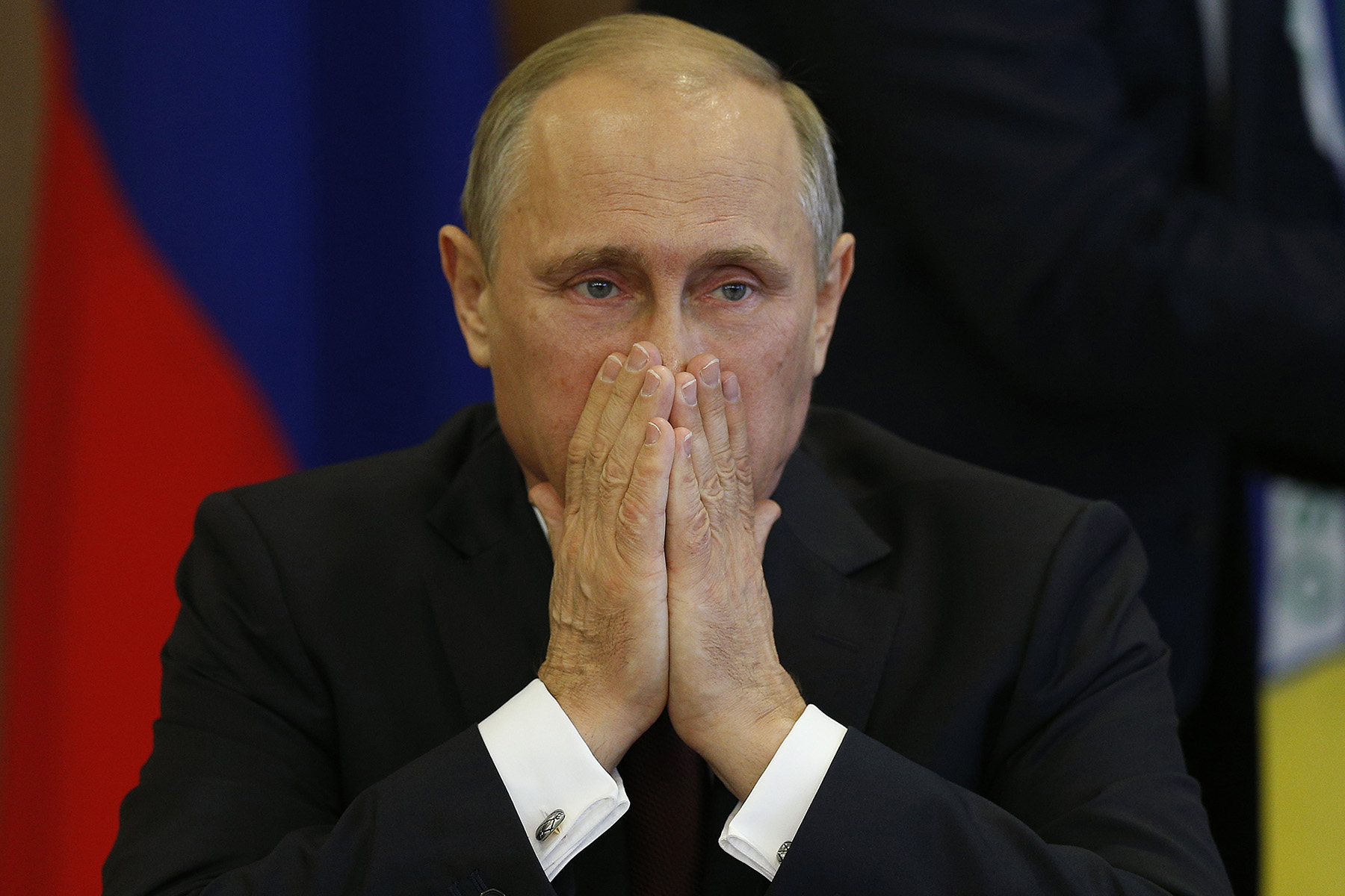 Путин начал переживать, что его кинут олигархи, которых он содержит на деньги народа