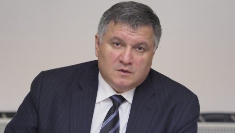 Аваков выступил против указа Порошенко об увольнении Степанова