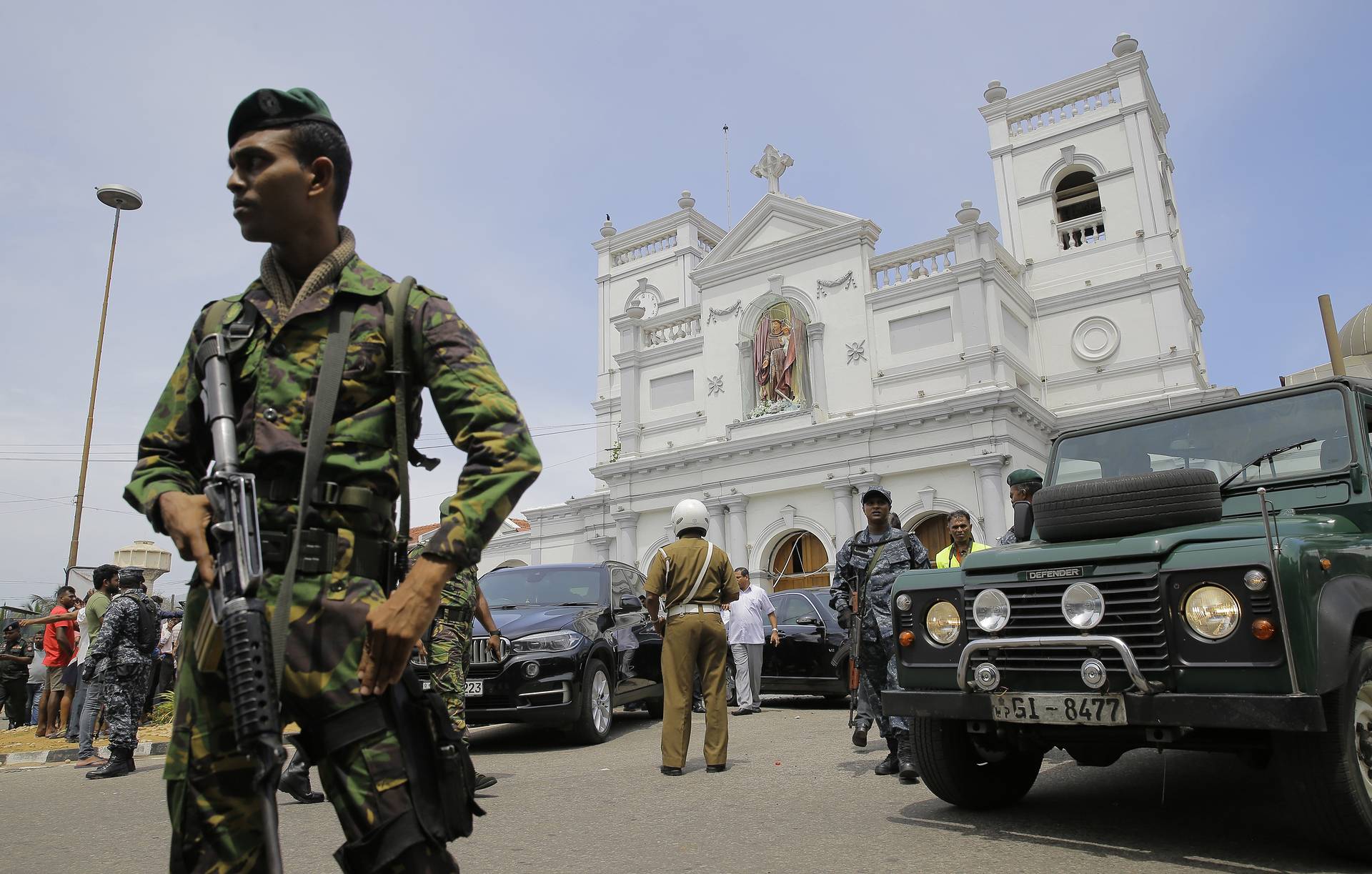 Число жертв терактов на Шри-Ланке достигло 290 человек