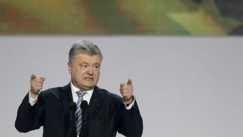 Порошенко призвал соратников победить Зеленского «нокаутом» — СМИ