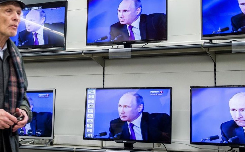 Почему с 1 канала ушли. Уволенные журналисты с федеральных каналов. Молдова прекратила вещание российских каналов. Федеральная служба России по телевидению и радиовещанию.