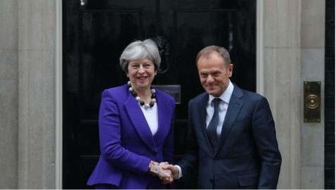 ЕС и Британия согласовали перенос Brexit