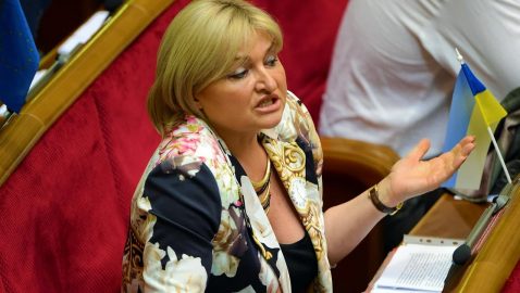 Луценко заявила, что Савченко приносила в Раду 8 гранат