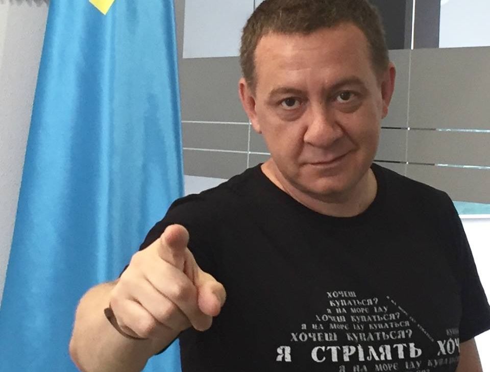 Муждабаев извинился за пост с призывами стрелять в «предателей»