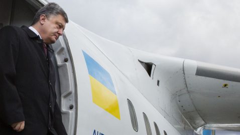Окружной админсуд получил иск о запрете Порошенко выезжать за границу