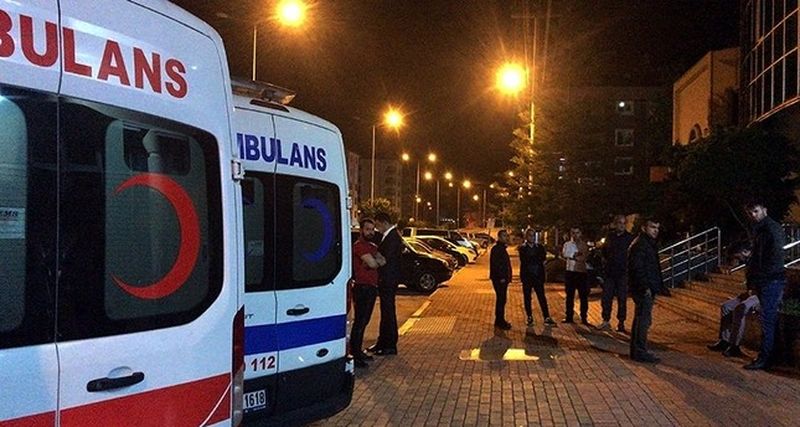 В Турции перевернулся автобус с футбольной командой