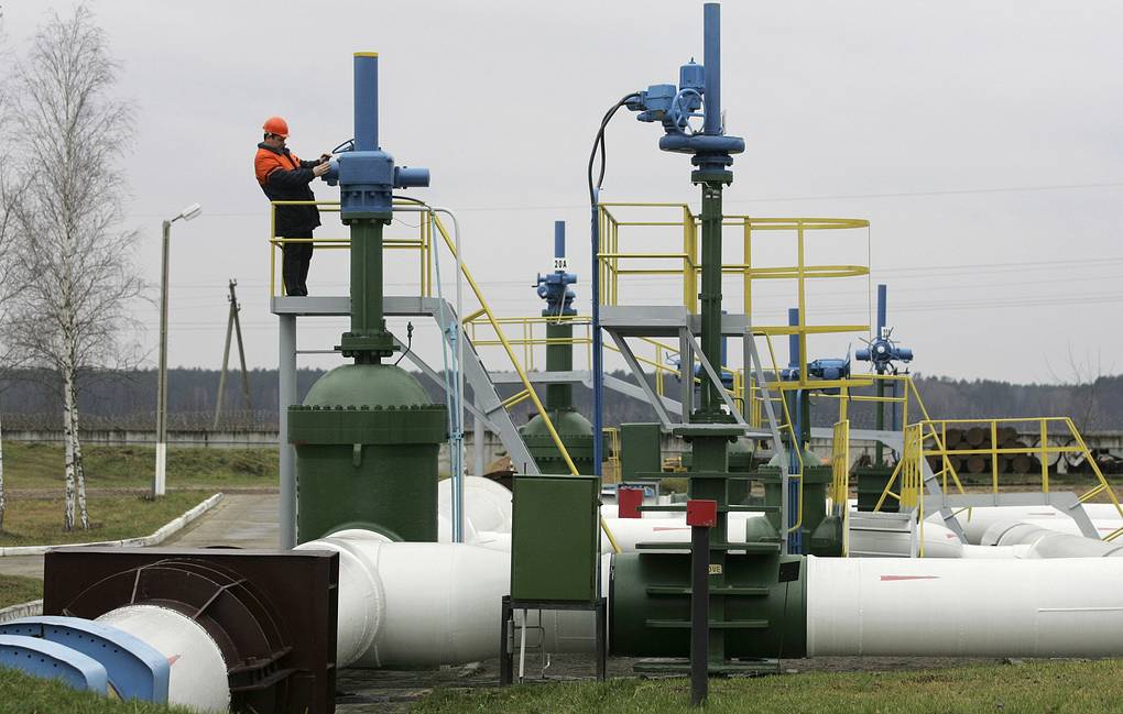 Венгрия приостановила поставки нефти через «Дружбу»