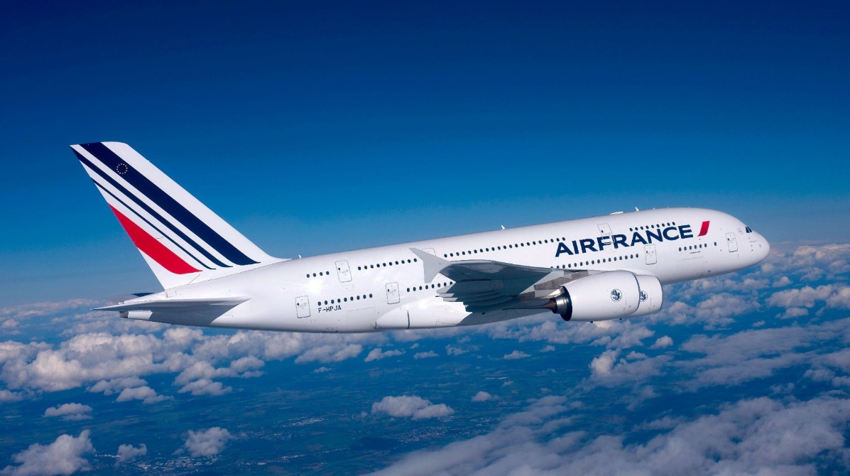 Air France приостанавливает полеты в Украину