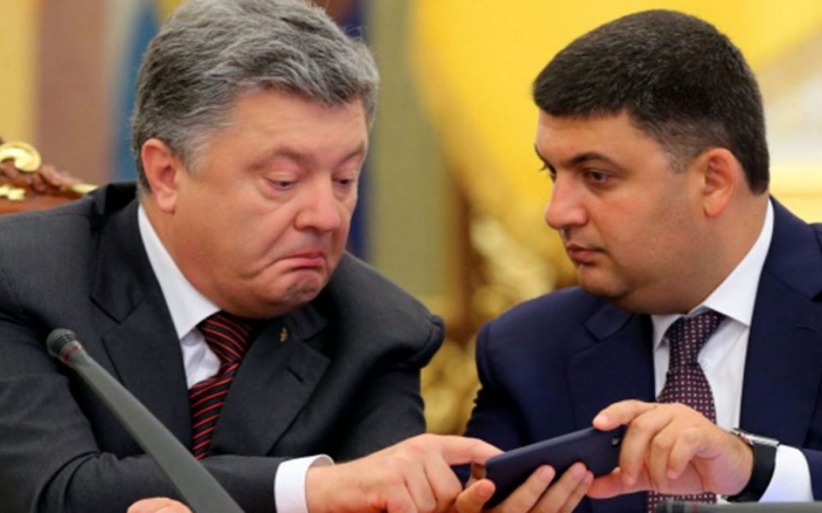 Украинская община в России потребовала от Порошенко извинений за «плевок в лицо»