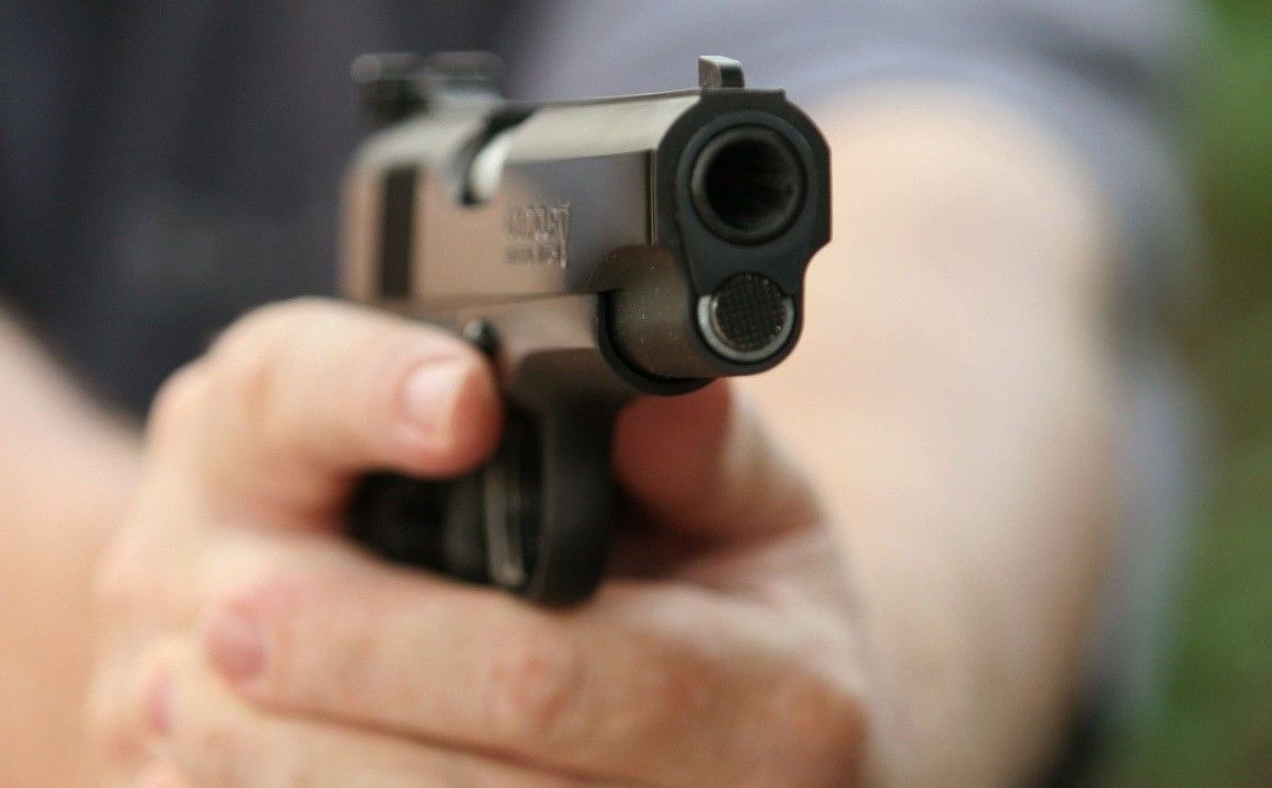 Во Флориде учителям разрешили носить оружие в школу