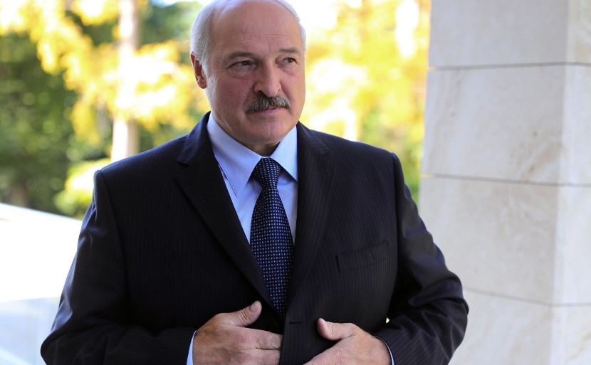 Лукашенко оценил ущерб от некачественной российской нефти