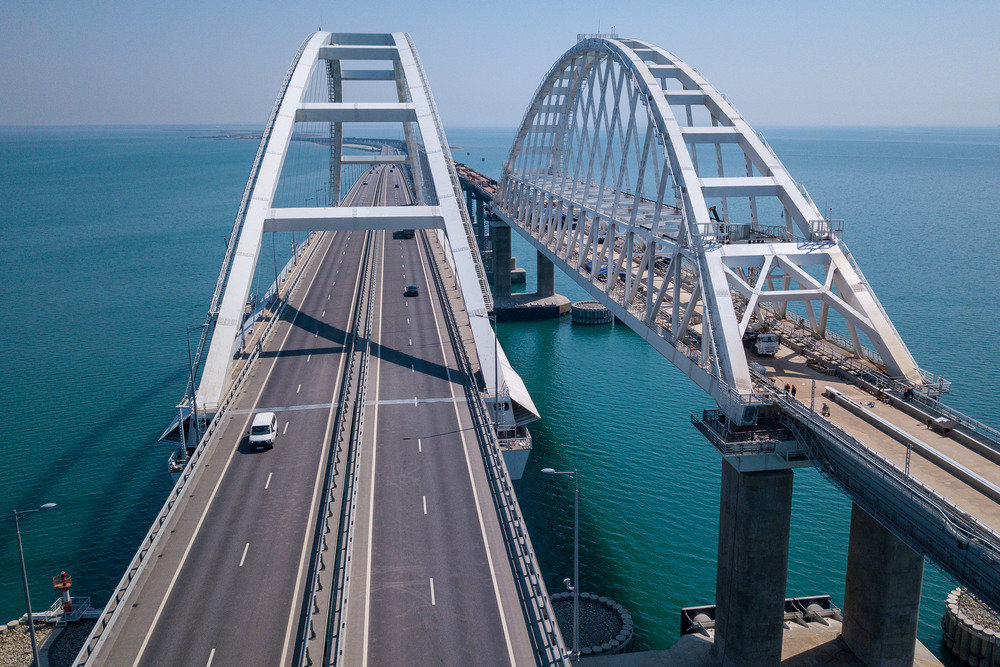 Путин анонсировал запуск железнодорожной части Крымского моста