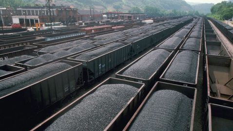 Польша обвинила Германию в покупке донбасского угля