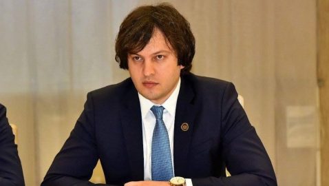 Оппозиция Грузии отправила в отставку главу парламента