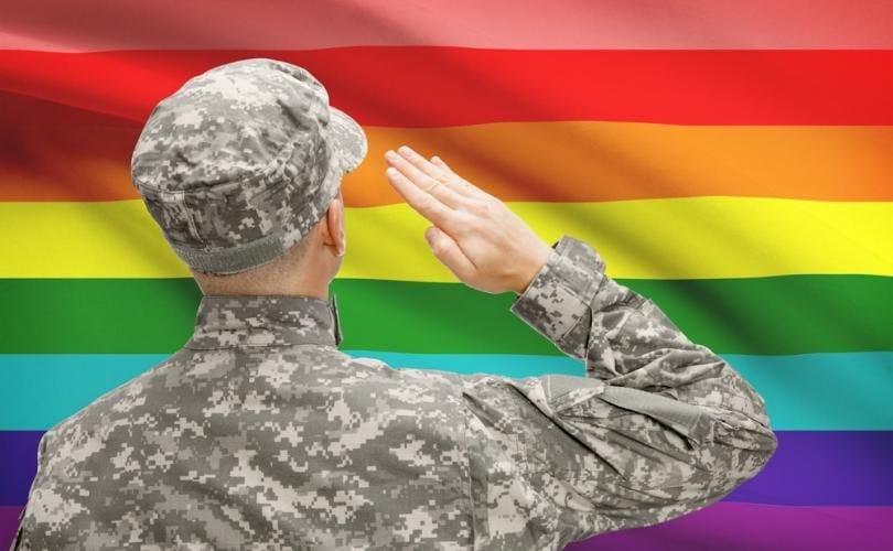 На Марш равенства собирают колонну из ЛГБТ-военных