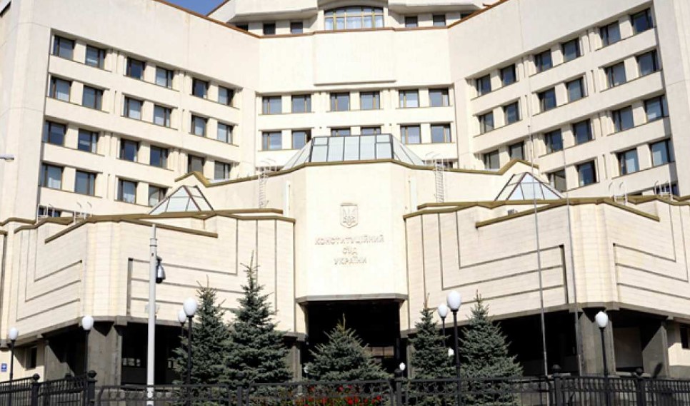 Зеленский назначил своего представителя в Конституционном суде