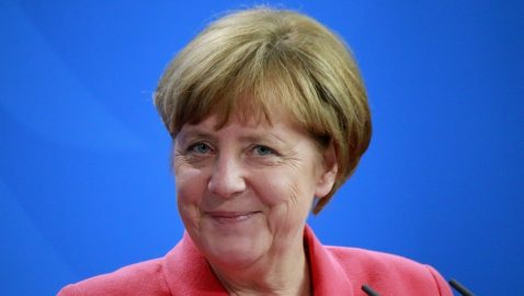 Меркель о своей дрожи: само пройдет