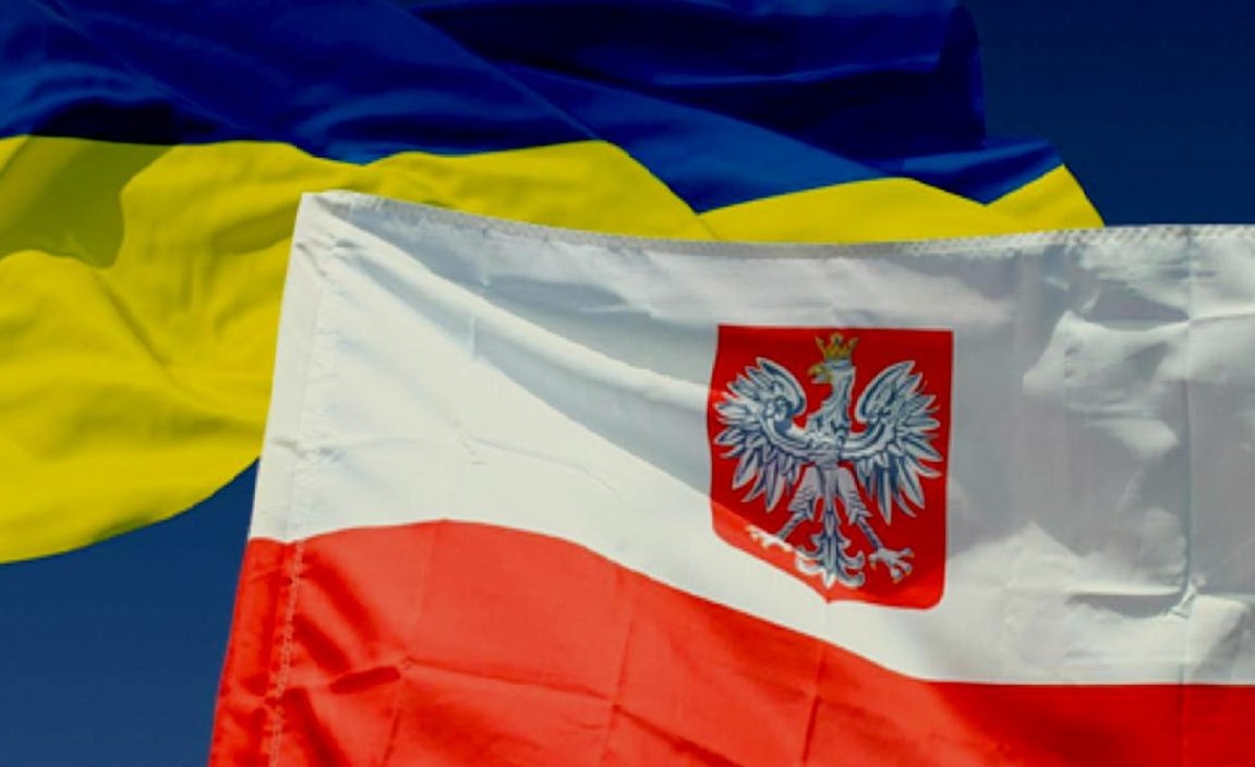 Польский политик считает Украину наибольшей угрозой для страны