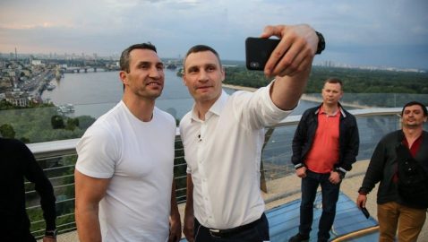 Братья Кличко подали в суд на телеканал «1+1»