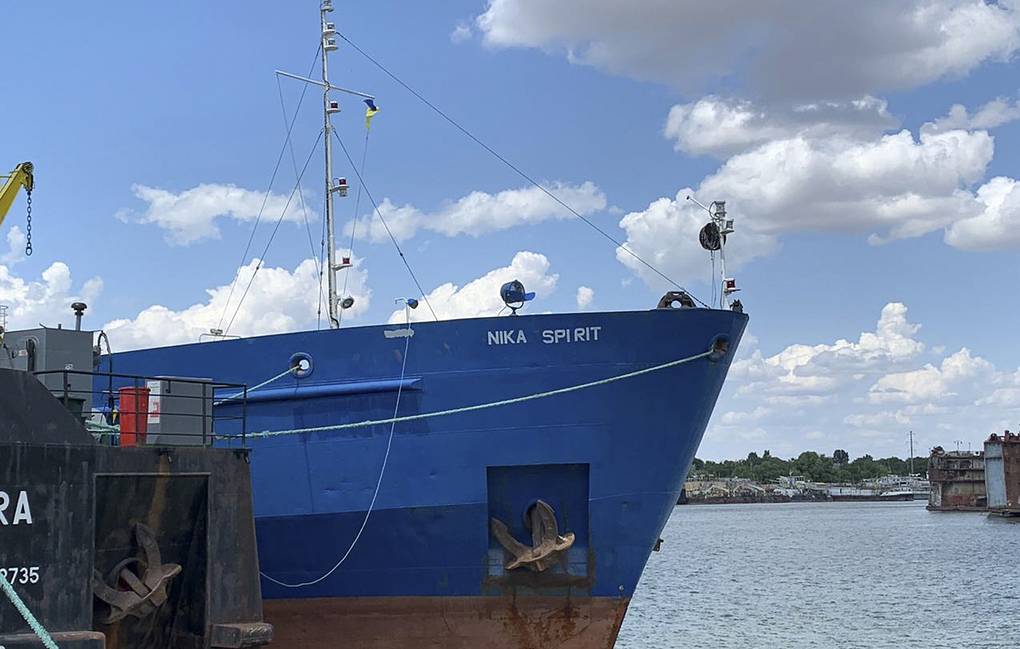 Генконсульство РФ в Одессе направило ноту Украине из-за танкера