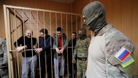 МИД: продление ареста морякам обостряет спор РФ и Украины