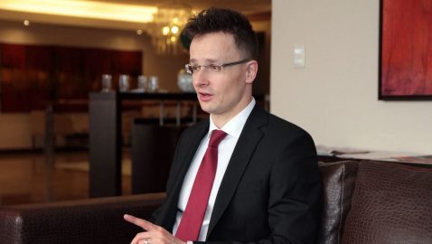 Сийярто считает Зеленского «новой надеждой» Венгрии