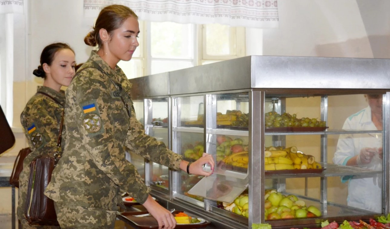 Минобороны: в этом году армия на новую систему питания не перейдет