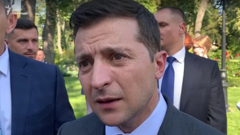 Зеленский назвал «внутренним флешмобом» историю с отставкой Богдана