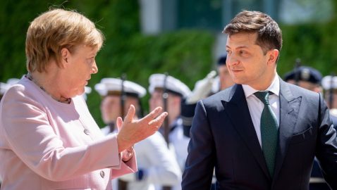 Меркель и Зеленский обсудили работу «нормандского формата»