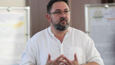 Советник Зеленского призвал «забыть» о региональных языках