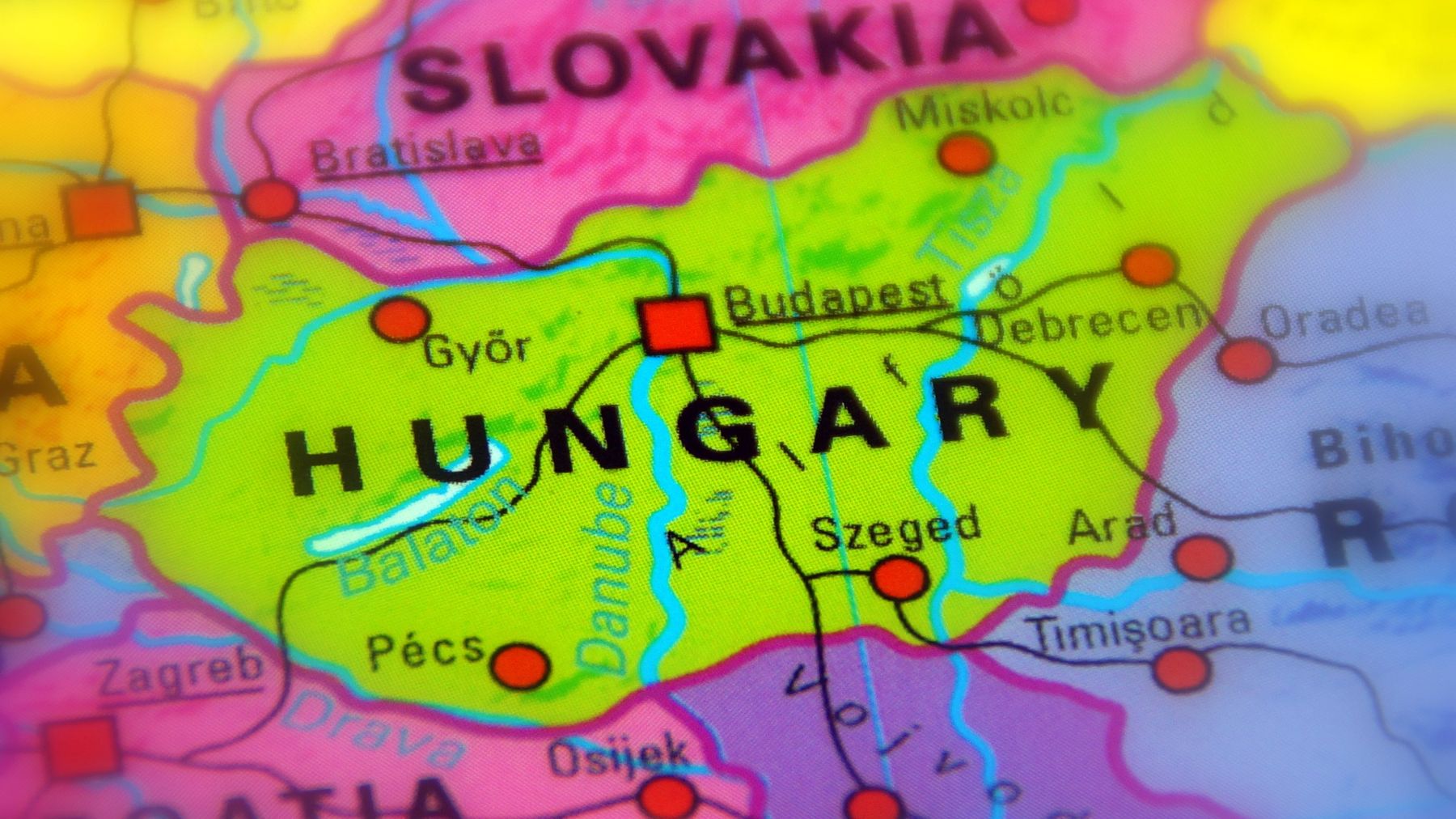 Матиос: венгерские паспорта имеют 300 тысяч жителей Закарпатья