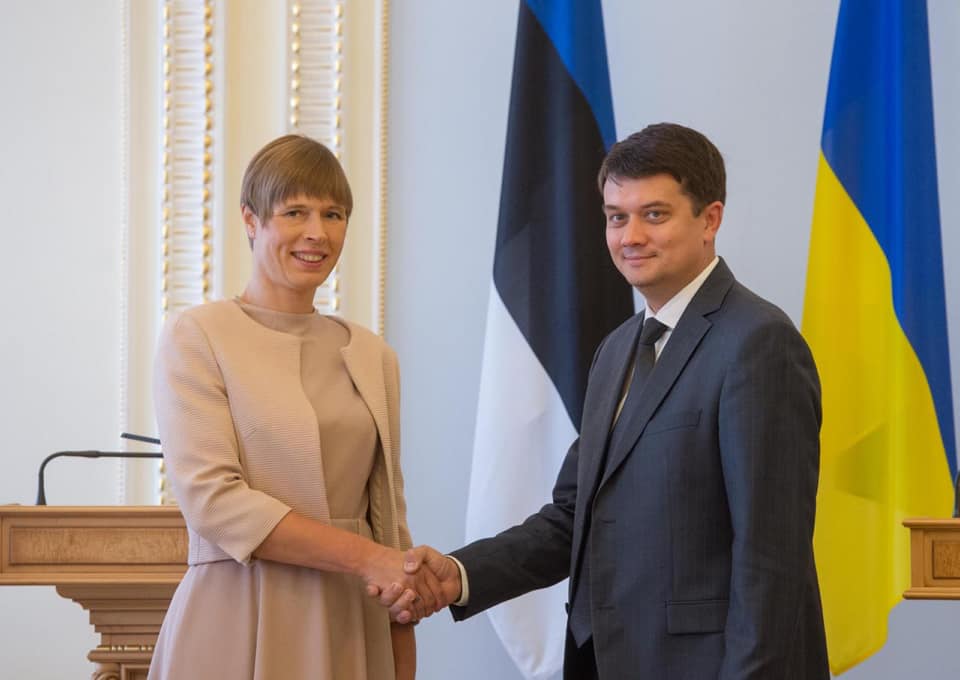 Разумков обсудил с главой Эстонии реформы в Украине
