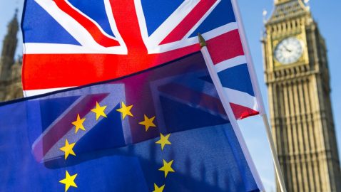 Палата лордов Британии одобрила отсрочку Brexit