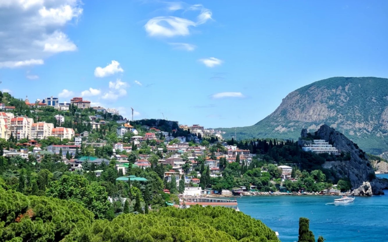 В Крыму назвали число туристов, посетивших полуостров с начала года