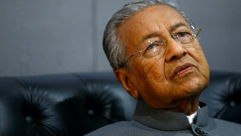Премьер Малайзии вновь раскритиковал расследование по делу MH17