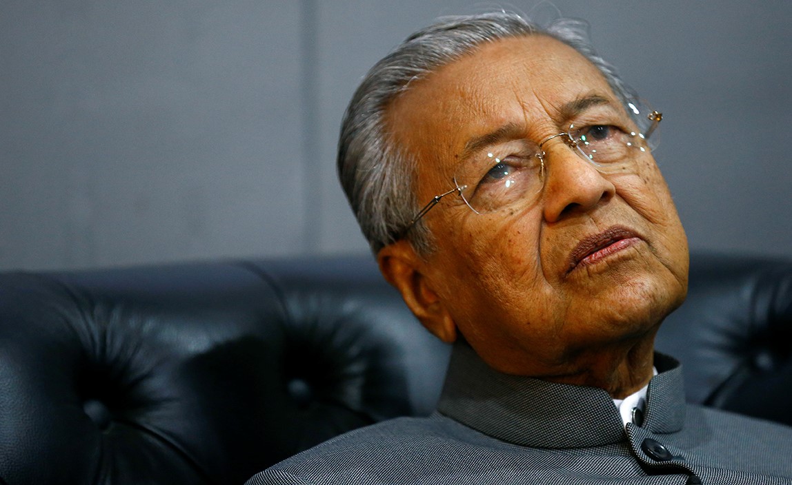 Премьер Малайзии вновь раскритиковал расследование по делу MH17