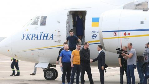 Освобожденным украинцам выплатят по 100 тысяч гривен