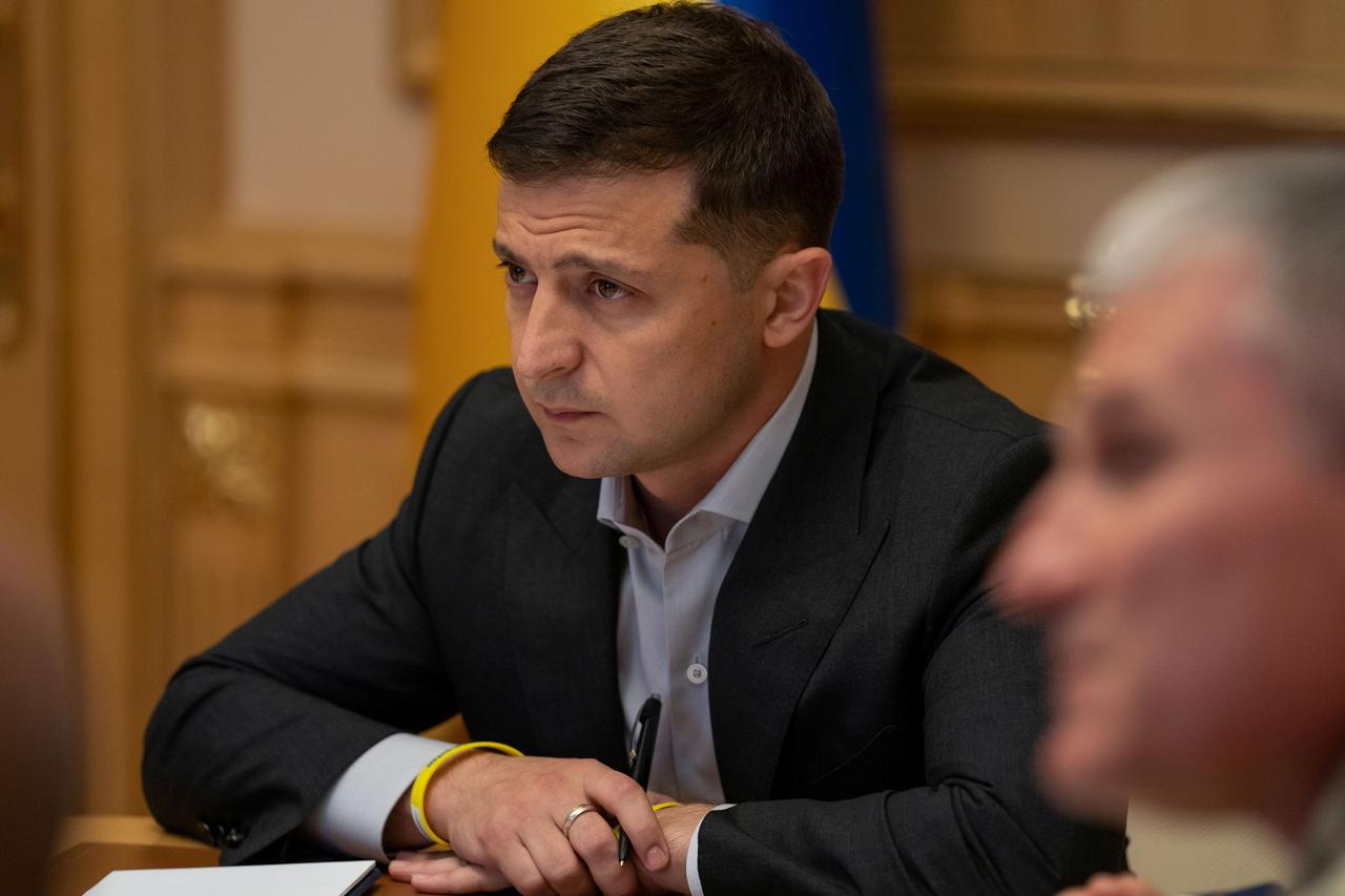 Зеленский: в Минске продолжаются переговоры об освобождении украинцев