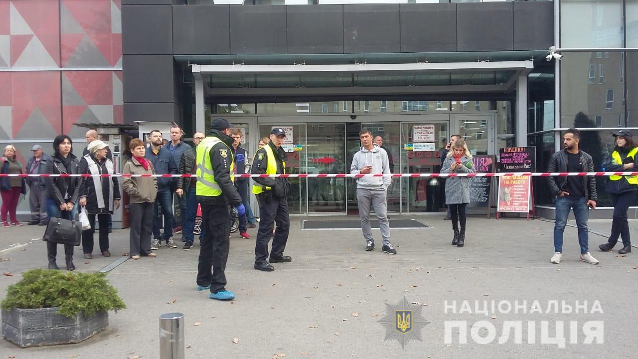 Харьковская полиция прокомментировала перестрелку возле супермаркета