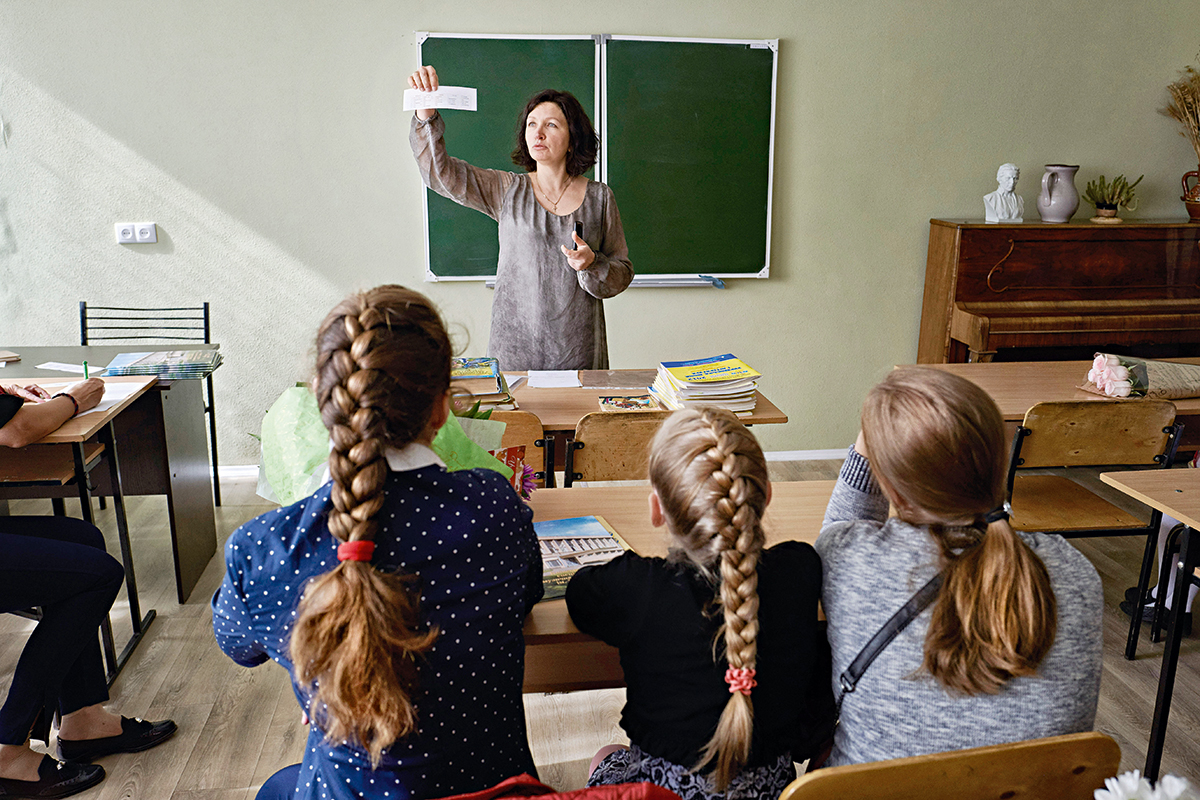 Минобразования: русскоязычные школы переведут на украинский язык