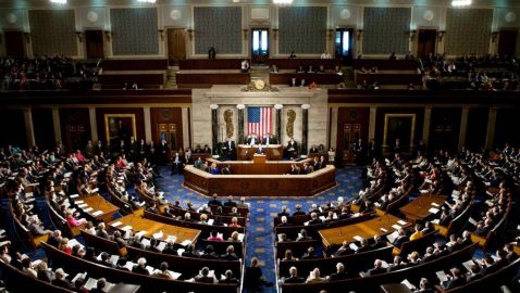 В палате представителей США требуют от Пенса документы по Украине