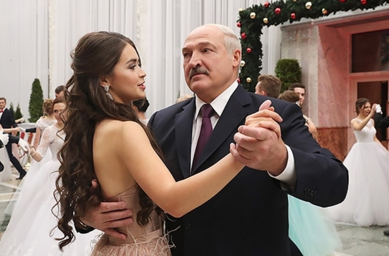 Лукашенко рассказал о «нормальном росте» для женщин