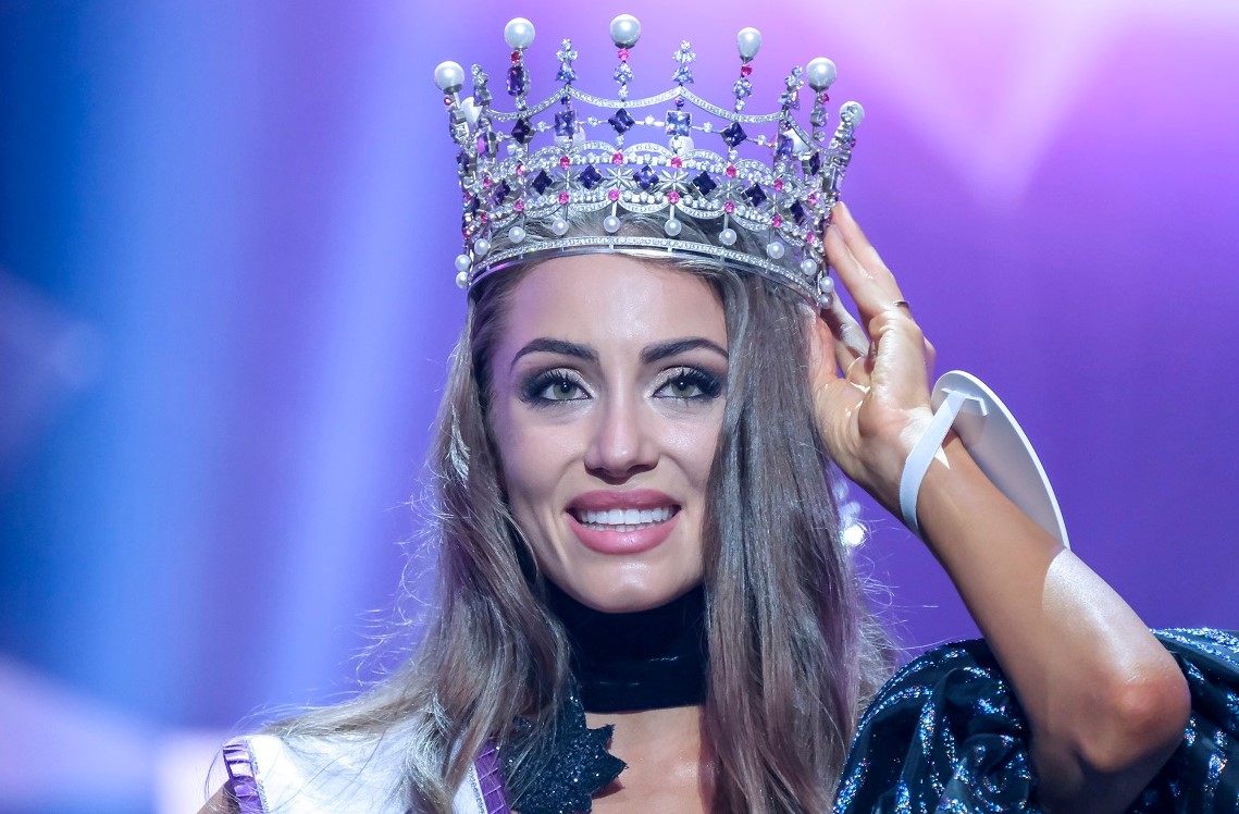 «Мисс Украина» попала в скандал из-за поста о языке