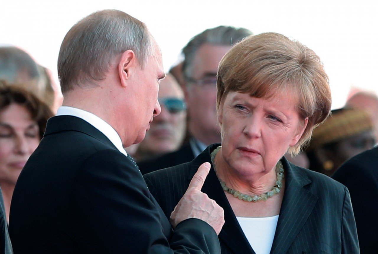 Путин поговорил с Меркель о Сирии и транзите газа